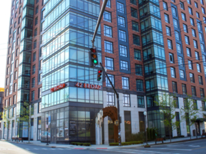 42 Broad St W-Retail For Lease